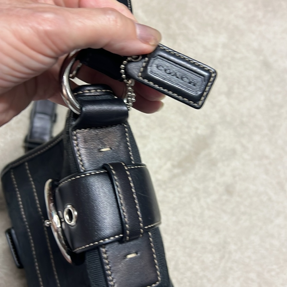 Coach Leather Black Shoulder Purse with Matching Coin Wallet - Picture 10 of 17